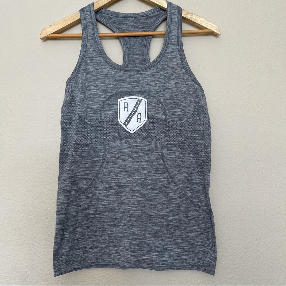 Swiftly Tech Racerback‎ tank Top - Picture 3 of 9